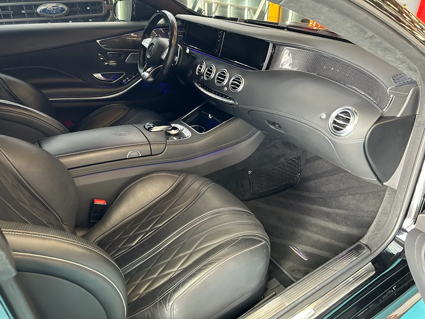 Mercedes-Benz S-Class interior with leather seats cleaned and conditioned