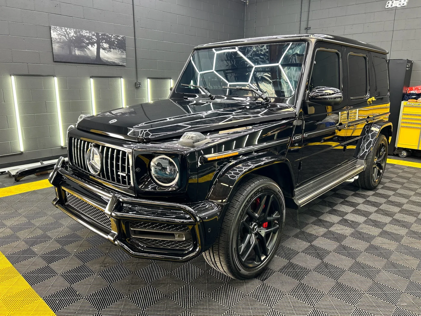 Black Mercedes-AMG G63 in the Artec Automotive service bay