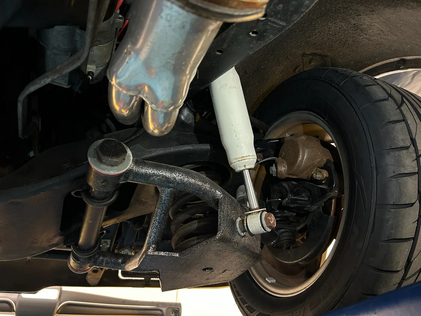 Suspension strut and brake assembly during a chassis rebuild